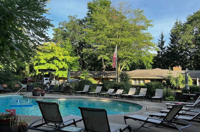 Shangrai-La Motel (Saugatuck Retro Resort) - From Website (newer photo)